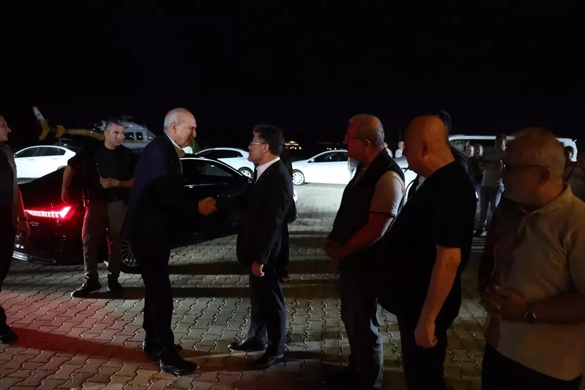 TBMM Başkanı Kurtulmuş, Dardanos Yangın Yönetim Merkezi'ni Ziyaret Etti