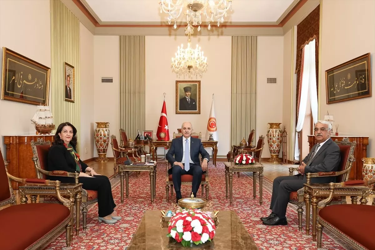 TBMM Başkanı Kurtulmuş, DEM Parti heyeti ile görüştü