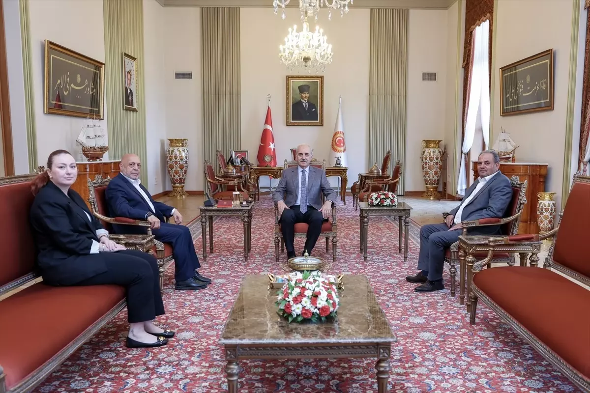 Kurtulmuş, HAK-İŞ Başkanı Arslan'ı Kabul Etti