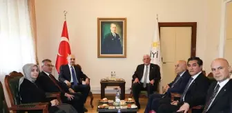 TBMM Başkanı Kurtulmuş, İYİ Parti TBMM Grubu'nu ziyaret etti Açıklaması