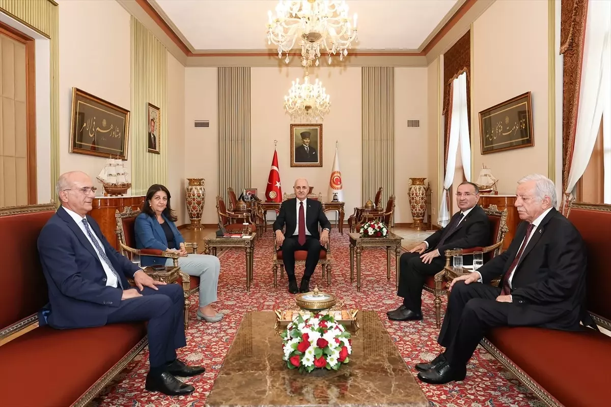 TBMM Başkanı Numan Kurtulmuş, Başkanvekillerini Kabul Etti