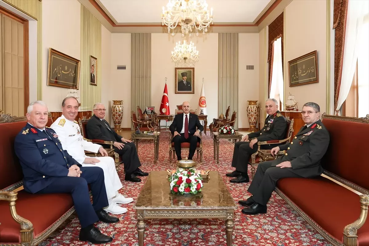 TBMM Başkanı Numan Kurtulmuş, TSK Komuta Kademesini Kabul Etti