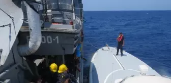 TCG Bozcaada Karakol Gemisi, Yaralı Vatandaşa İlk Yardımda Bulundu