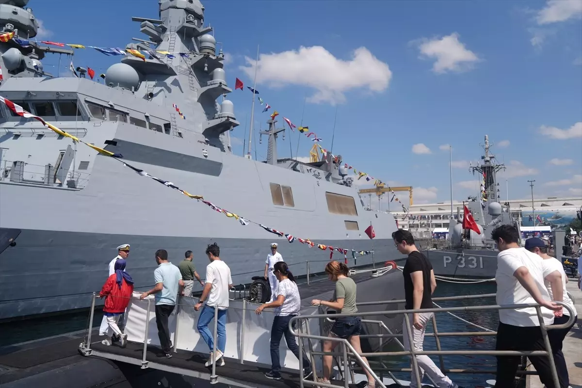 TEKNOFEST Mavi Vatan'da Türk Donanması'nın Denizaltıları Büyük İlgi Görüyor