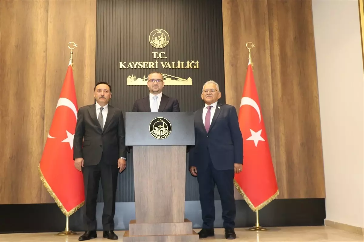 TCMB Başkanı Fatih Karahan Kayseri'de Ziyaretlerde Bulundu