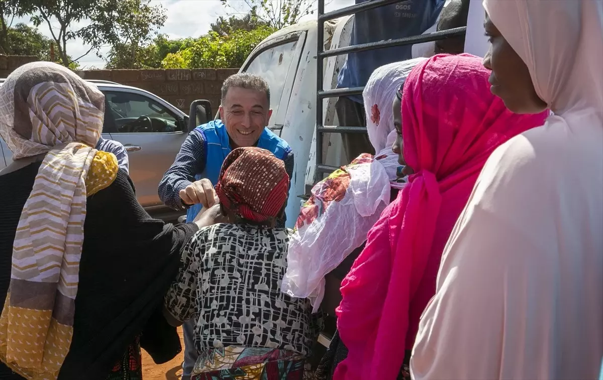 Türkiye Diyanet Vakfı, Malavi'de 1300 Hisse Kurban Etini Dağıttı
