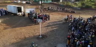 TDV, Mozambik'te Kurban Etlerini İhtiyaç Sahiplerine Dağıtıyor