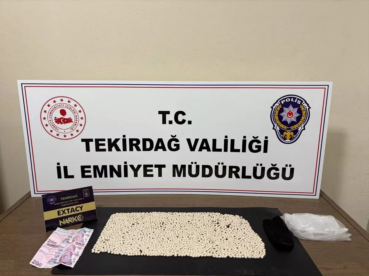 Tekirdağ'da Uyuşturucu Operasyonu: 2 Bin 474 Hap Ele Geçirildi