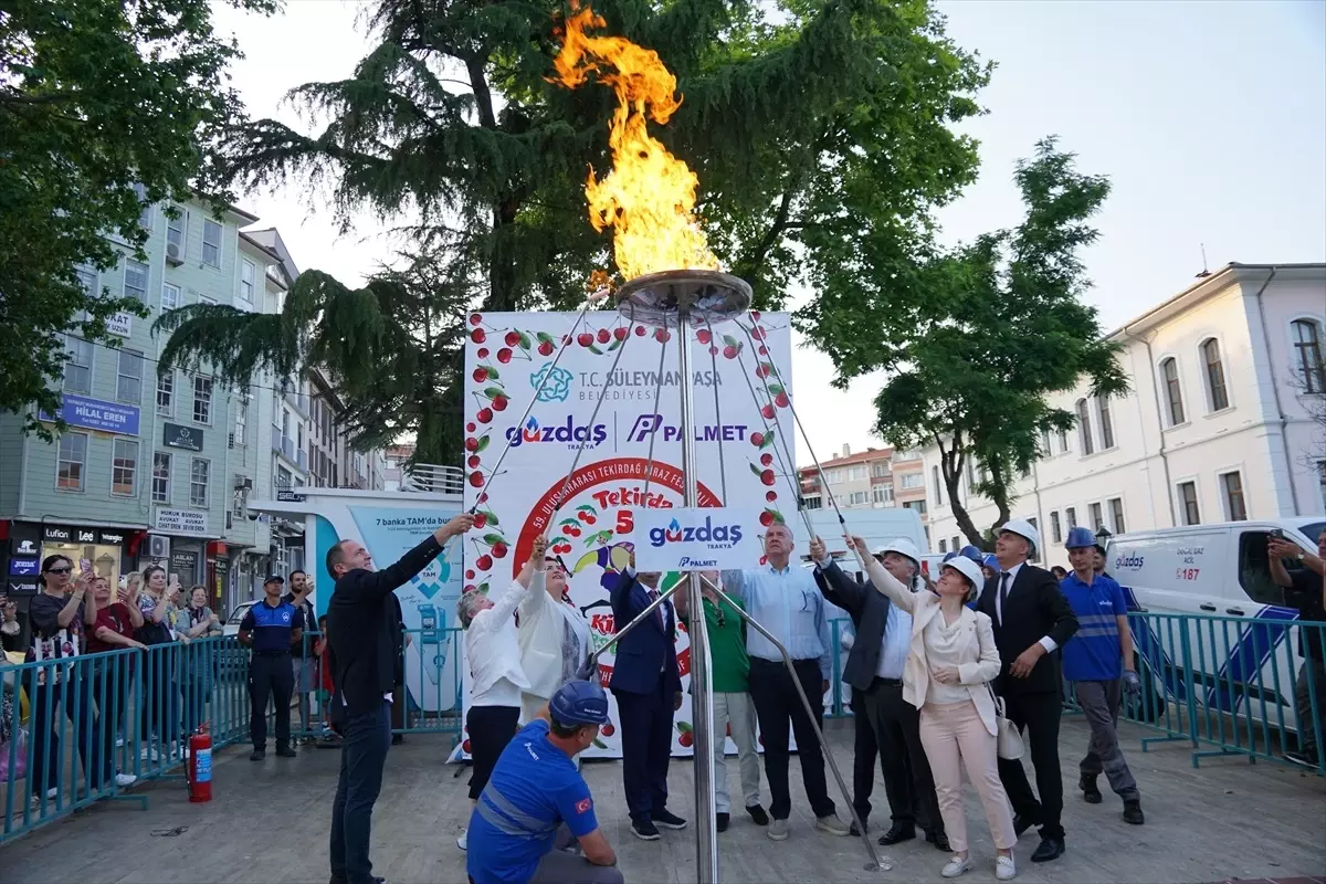 Tekirdağ'da 59. Uluslararası Kiraz Festivali Başladı