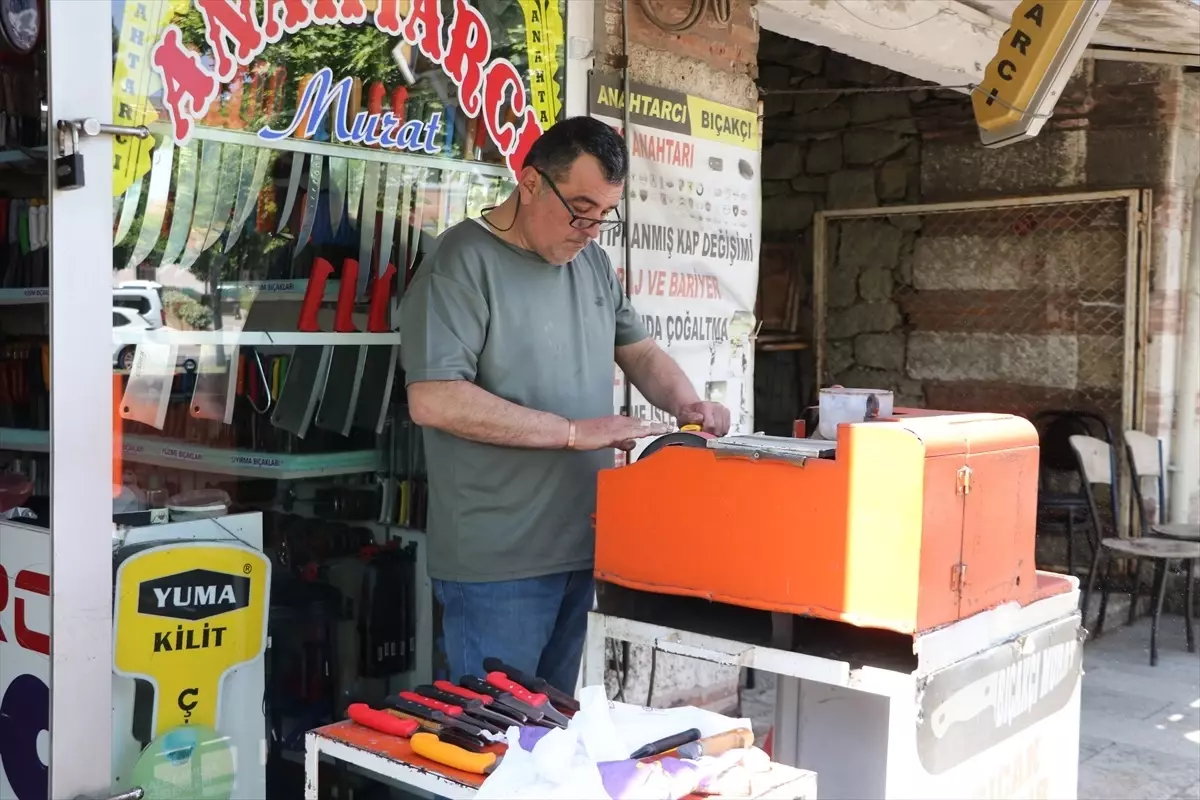 Tekirdağ'da Kurban Bayramı İçin Bıçak Bileme Yoğunluğu
