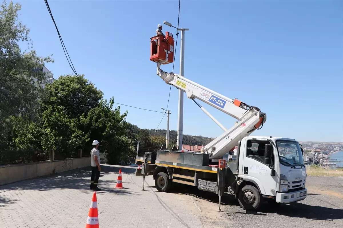 TREDAŞ, Yüksek Sıcaklıklarda Kesintisiz Enerji İçin 7/24 Çalışıyor