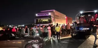 Tekirdağ'da İki Otomobil Çarpıştı: 2 Yaralı