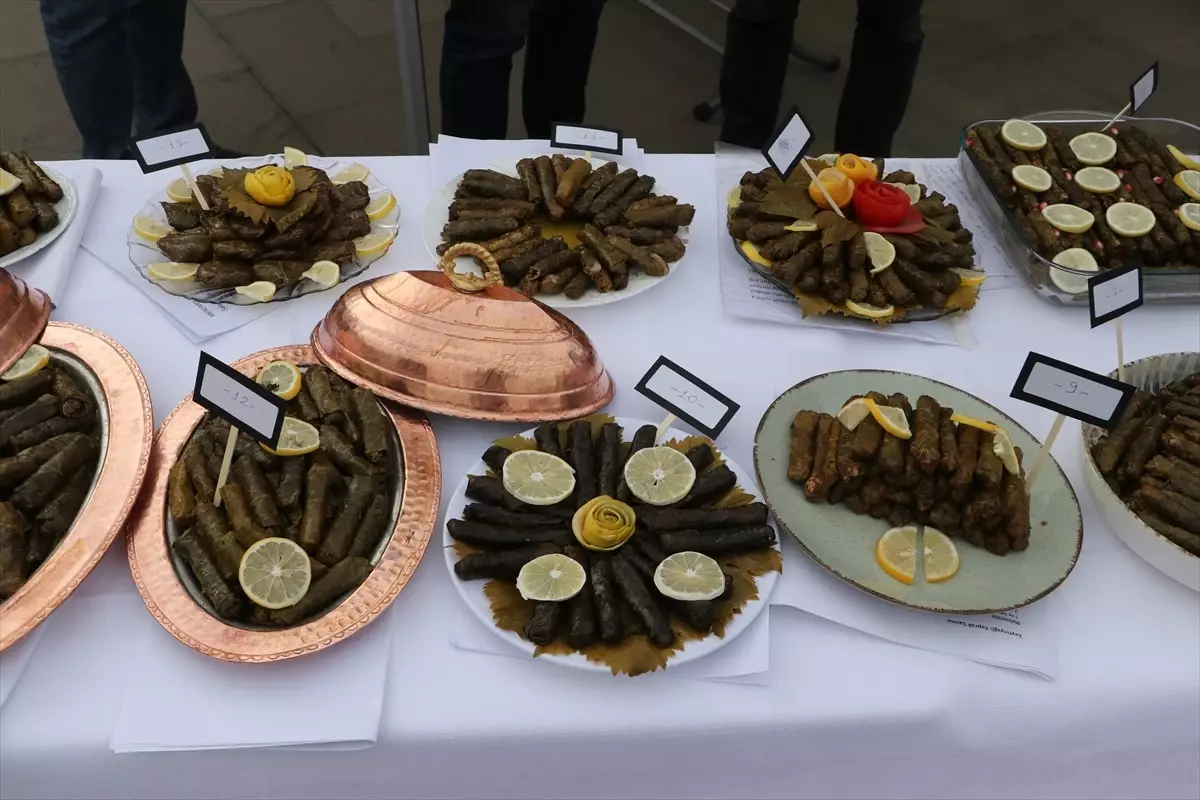 Tekirdağ'da Zeytinyağlı Sarma Yarışması Düzenlendi