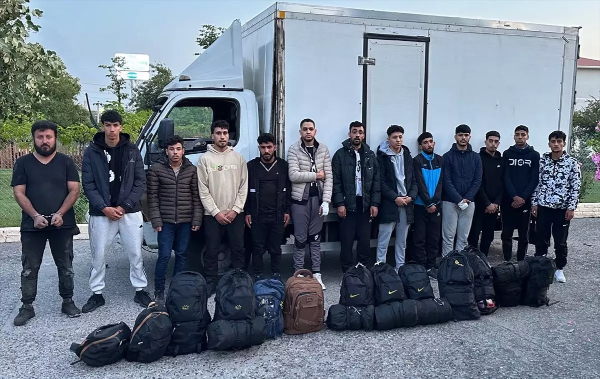 Tekirdağ'da 13 Düzensiz Göçmen Yakalandı