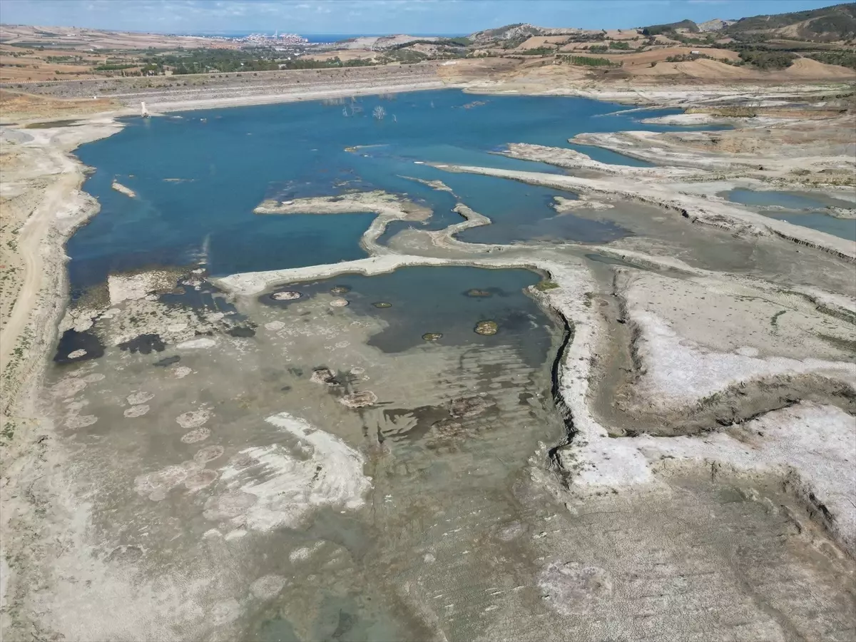 Tekirdağ'da Naip Barajı'nda Su Seviyesi Kritik Düzeye Düştü