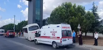 Tekirdağ'da İşçi Servisi Kaza Yaptı: 19 Yaralı