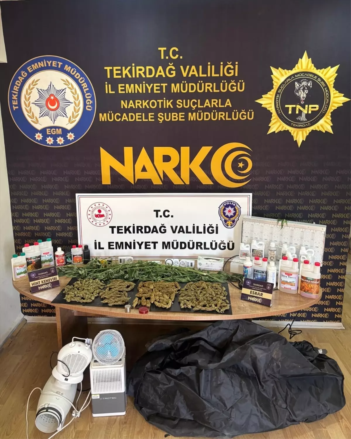 Çorlu'da Uyuşturucu Operasyonu: 2 Gözaltı