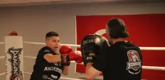 12 Yaşındaki Kick Boks Sporcusu Burak Özel, Türkiye Şampiyonluğu Hedefliyor