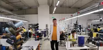 Otizmli Genç Kaan, İş Yerinde Sevgiyle Karşılandı