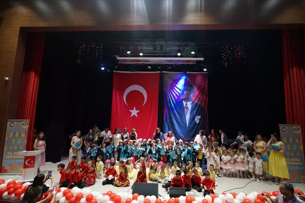 Ergene Belediyesi Beren Bebek Oyun Evi Yıl Sonu Gösterisini Gerçekleştirdi