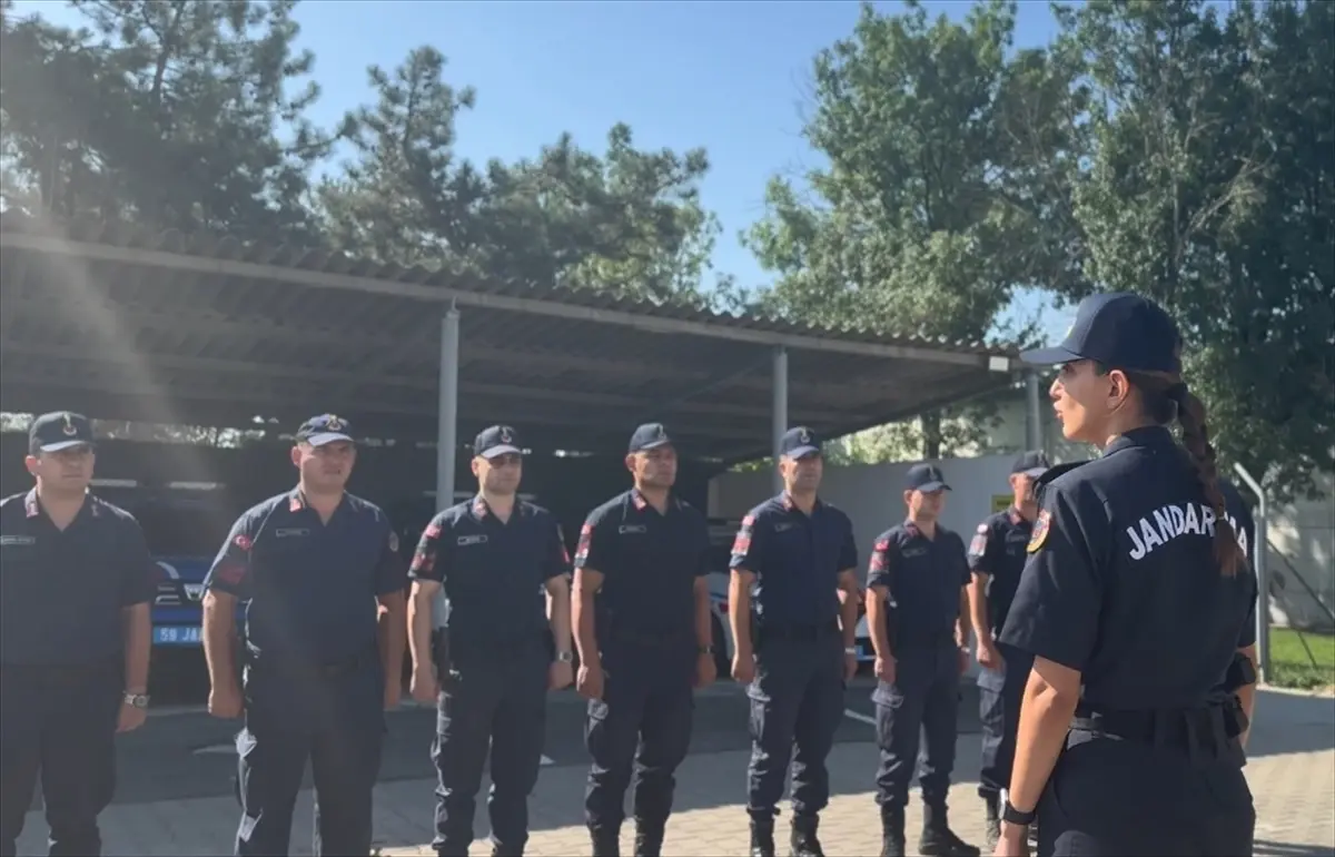 Tekirdağ'ın İlk Kadın Jandarma Komutanı: Teğmen Elifnur Dağdeviren Göreve Başladı