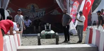 Tekirdağ'da İnsansız Kara Aracı Yarışması Gençlere Tecrübe Kazandırıyor