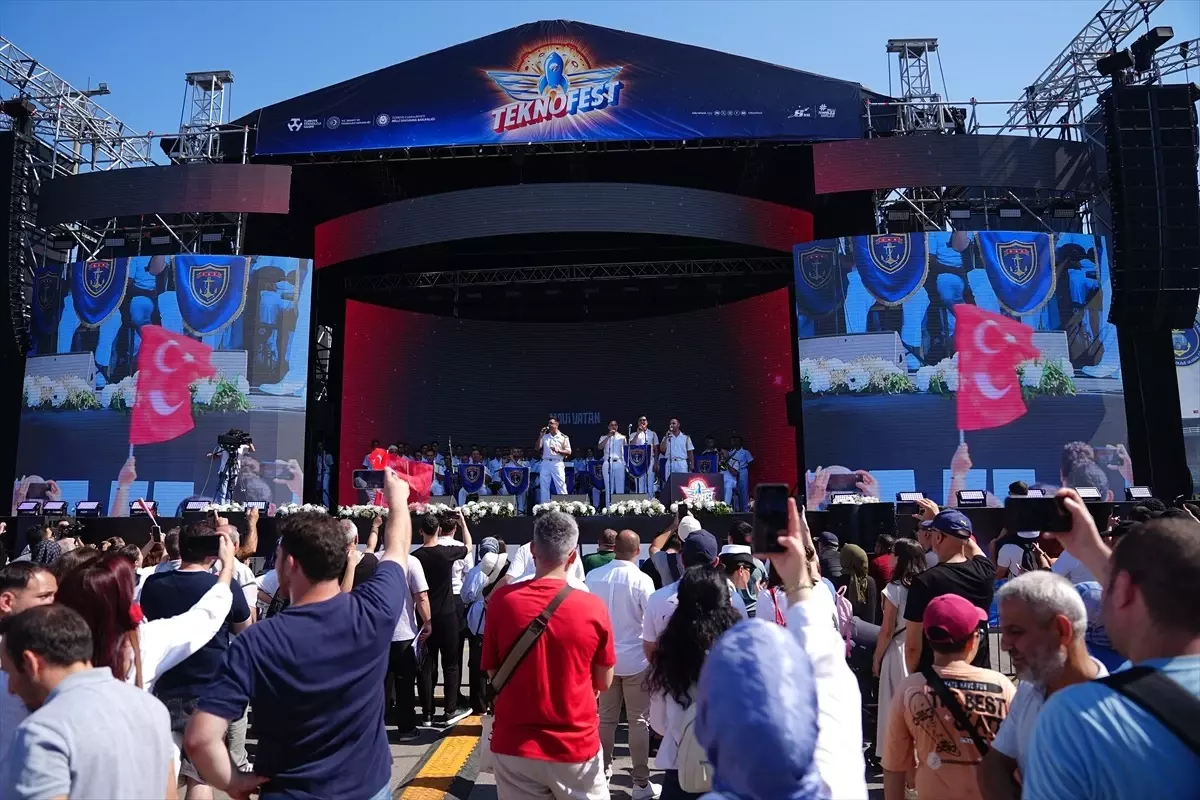 TEKNOFEST Mavi Vatan 30 Ağustos Zafer Bayramı'nda Bando Konseri ile Coştu