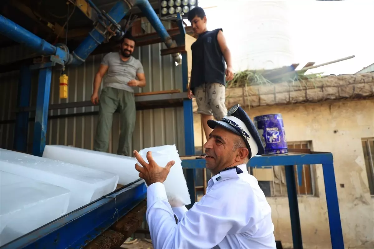 Irak'ta Sıcaklıklar 50 Dereceyi Aştı, Elektrik Kesintileri Vatandaşları Zorluyor