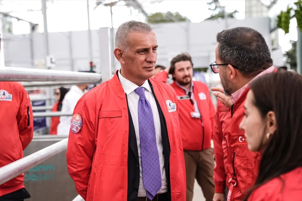 TFF Başkanı Hacıosmanoğlu TEKNOFEST 2025'i Ziyaret Etti
