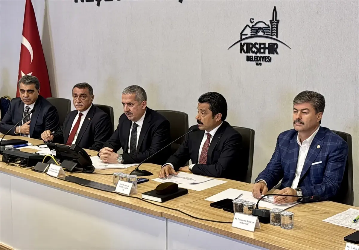 Ticaret Bakan Yardımcısı Gürcan, Kırşehir'de 38. Ahilik Haftası Kutlama Komitesi Toplantısı'na katıldı