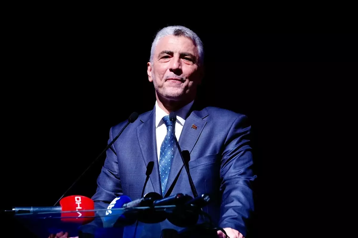 Ticaret Bakanı Bolat, '11. Laleli Fashion Shopping Festival'de konuştu Açıklaması