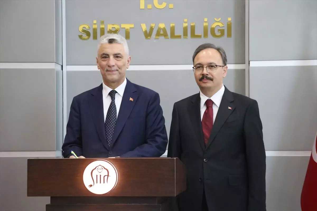 Ticaret Bakanı Ömer Bolat, Siirt'te 'Türkiye Yüzyılı Buluşmaları' programında konuştu Açıklaması