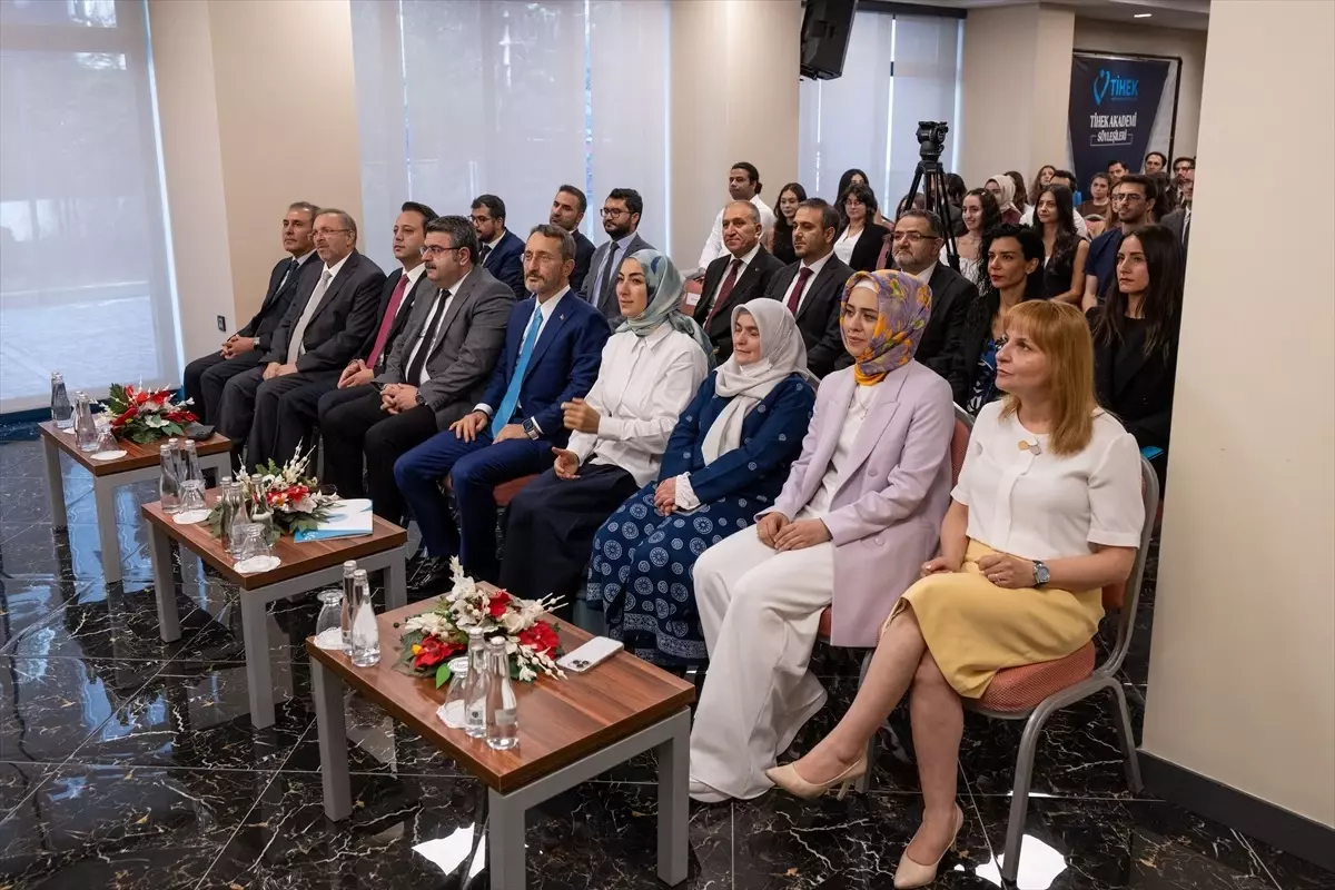 TİHEK Başkanı Fahrettin Altun, İnsan Hakları Eğitiminin Önemini Vurguladı