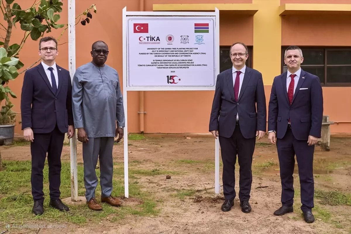 TİKA'dan Gambiya'da Ağaçlandırma Etkinliği