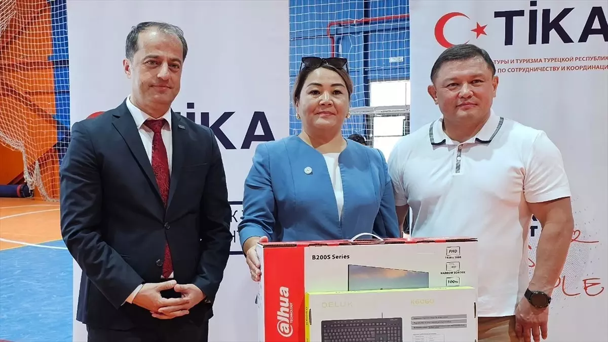 TİKA'dan Kırgızistan'a Eğitim ve Sağlık Desteği