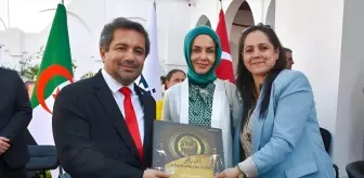 Cezayir'de Hat ve Ebru Sanatı Eğitim Programı Sertifika Töreni Düzenlendi