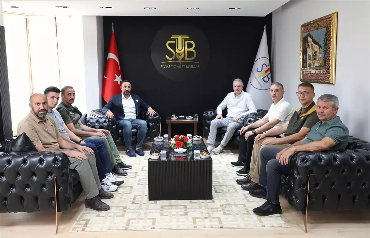 TMO Genel Müdürü Güldal, Sivas Ticaret Borsası'nı Ziyaret Etti