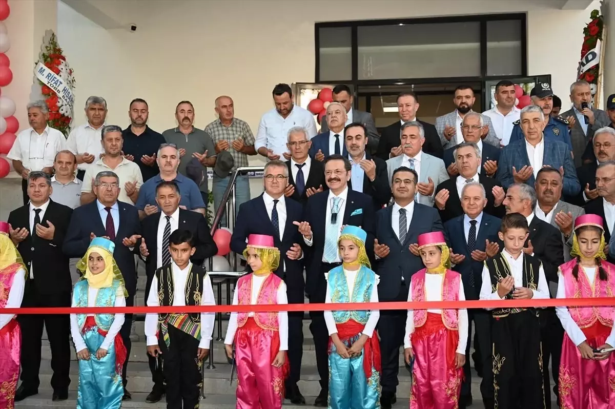 Seydişehir TOBB Cumhuriyet İlkokulu Açıldı