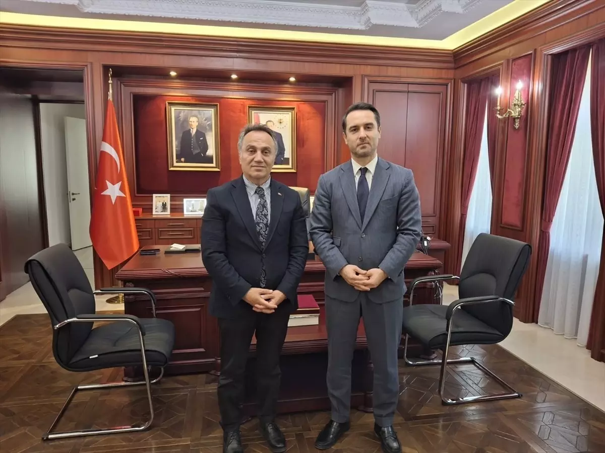 TOGÜ Rektörü, Taşkent Büyükelçisi ile Eğitim İşbirliklerini Görüştü