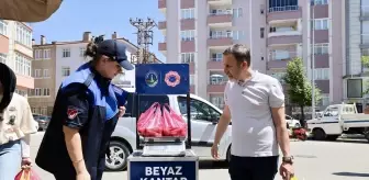 Tokat Belediyesi'nden Pazarcı Esnafına Tanıtım Levhaları
