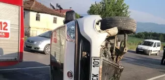 Tokat'ta Hafif Ticari Araç Devrildi: 4 Yaralı