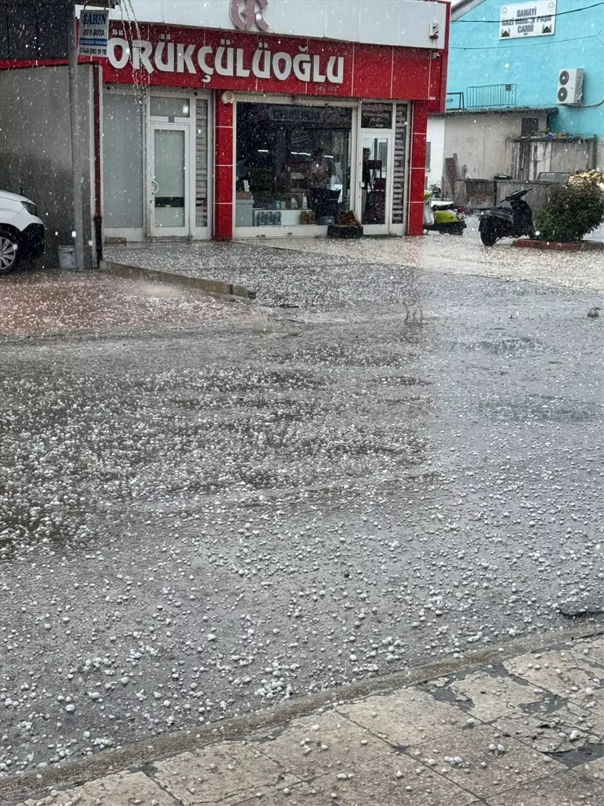 Tokat'ta Dolu ve Sağanak Yağışlar Etkili Oldu