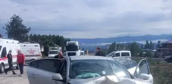Tokat'ta Otomobil Çarpışması: 5 Yaralı