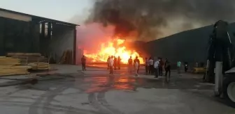 Tokat'ın Almus ilçesinde kereste atölyesinde yangın