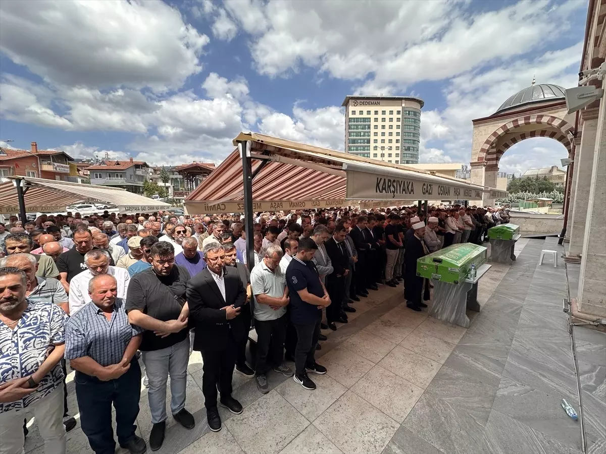 Tokat'ta Motosiklet Kazasında Hayatını Kaybeden Çiftin Cenazesi Defnedildi