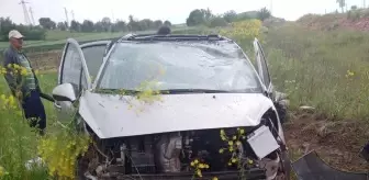 Tokat'ta Tarlaya Devrilen Otomobilde 3 Yaralı