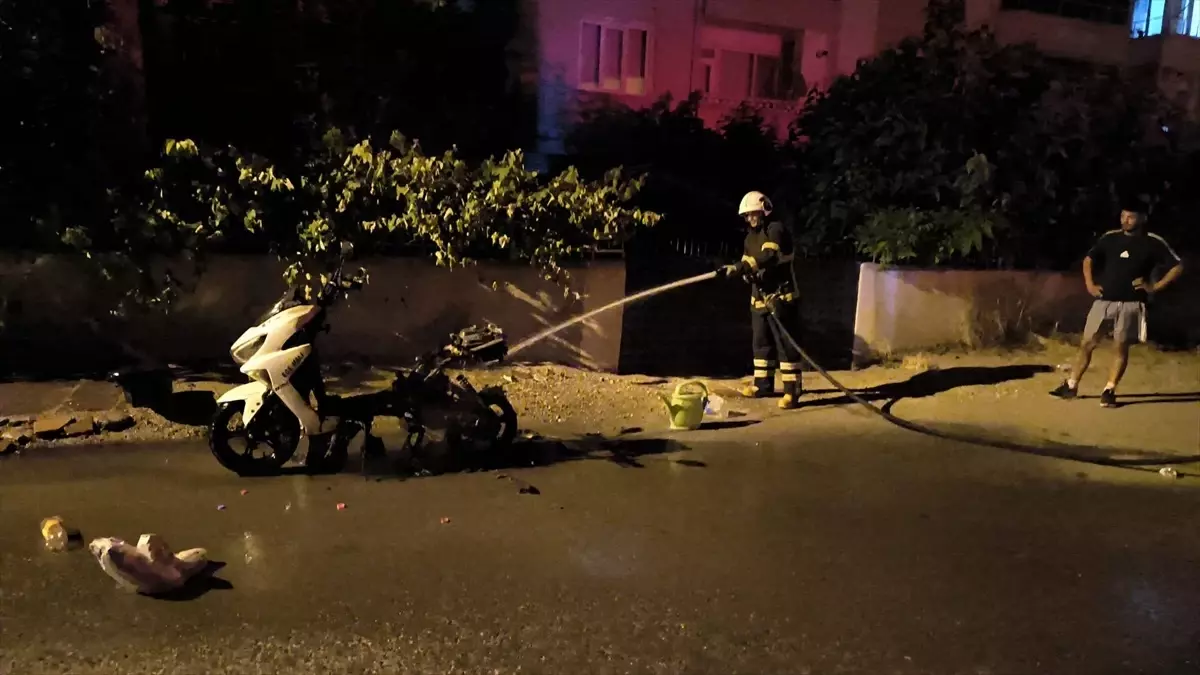 Niksar'da Motosiklet Yangını: Olayda Hasar Oluştu