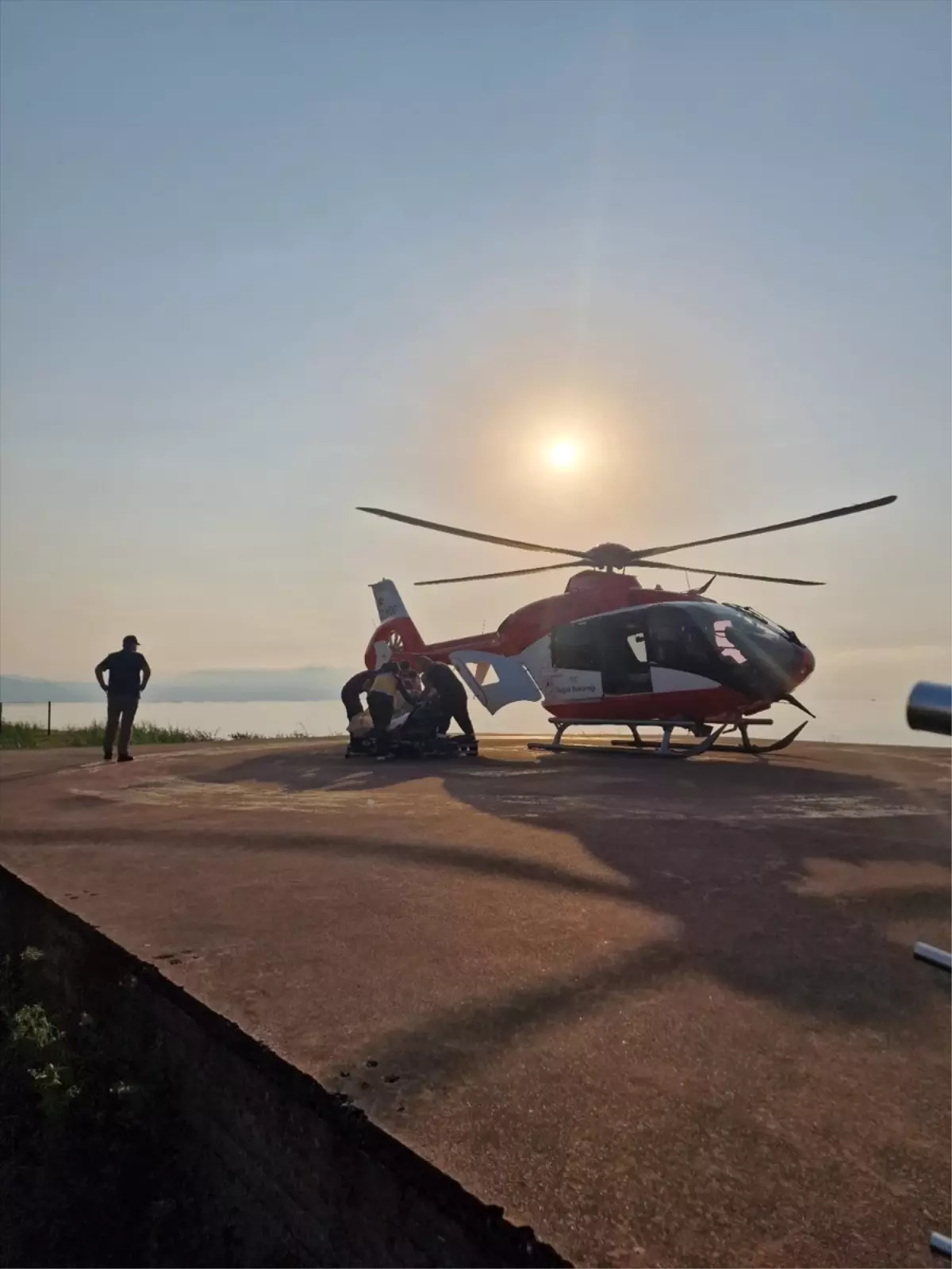 Yaylada Rahatsızlanan Kadına Ambulans Helikopterle Ulaşım