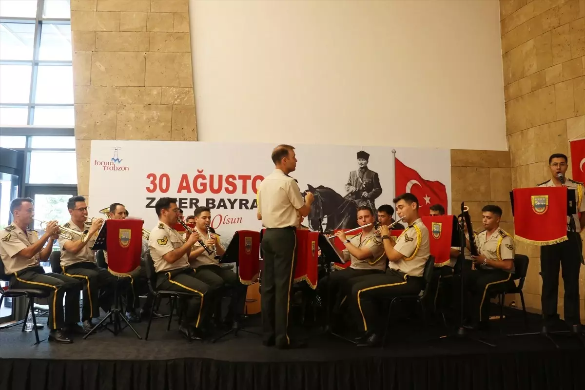30 Ağustos Zafer Bayramı'nda Trabzon'da Bando Konseri