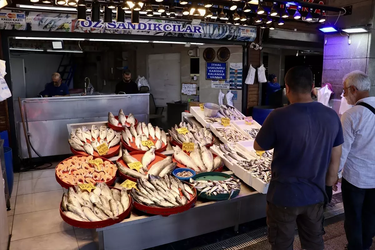Trabzon'da Av Yasağı Sona Erdi, Balıklar Tezgahlarda